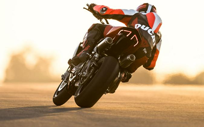2026 Ducati Streetfighter V2 S