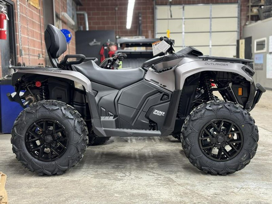 2024 Can-Am® Outlander MAX XT 700