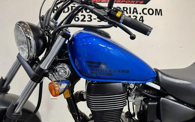 2019 Suzuki Boulevard S40