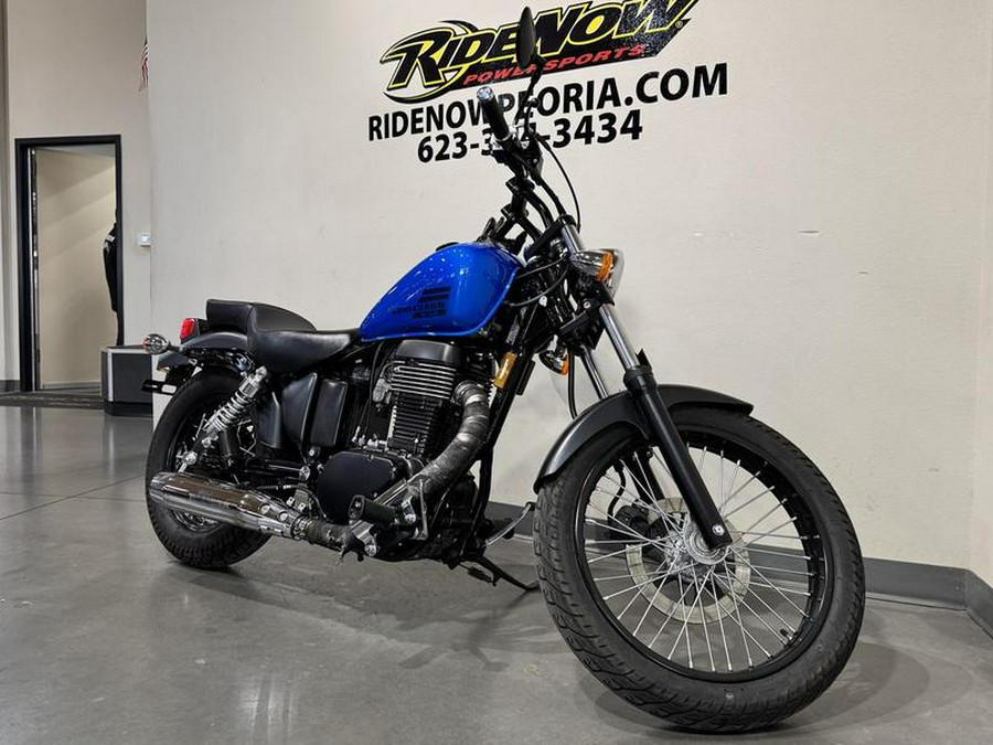 2019 Suzuki Boulevard S40