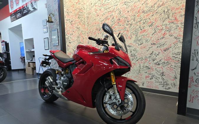 2024 Ducati Supersport 950 S