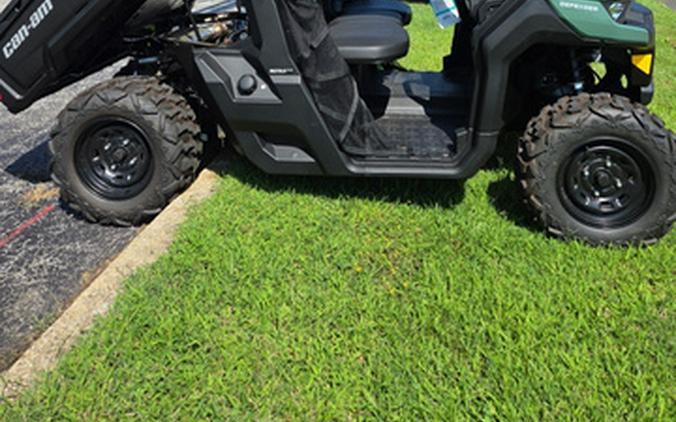 2026 Can-AM DEFENDER HD9