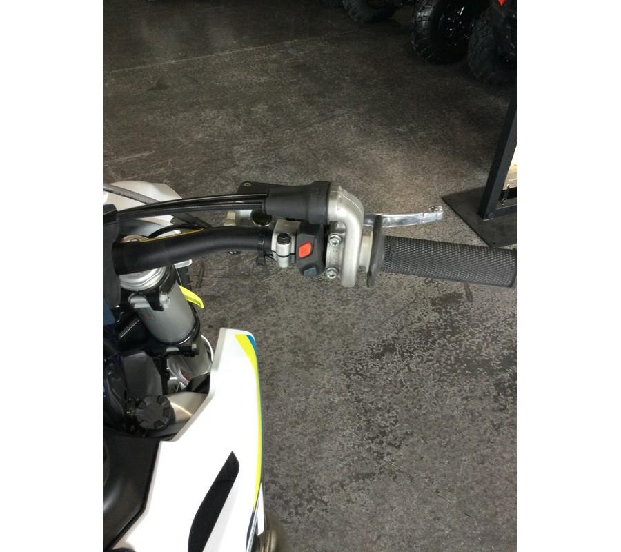 2025 Husqvarna TC 300
