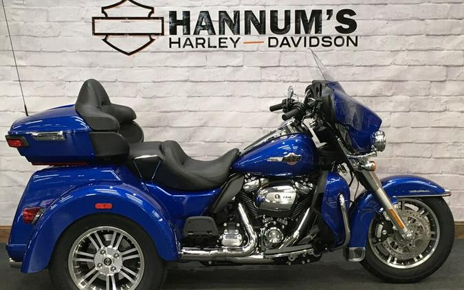 2024 Harley-Davidson Tri Glide Ultra Blue Burst FLHTCUTG