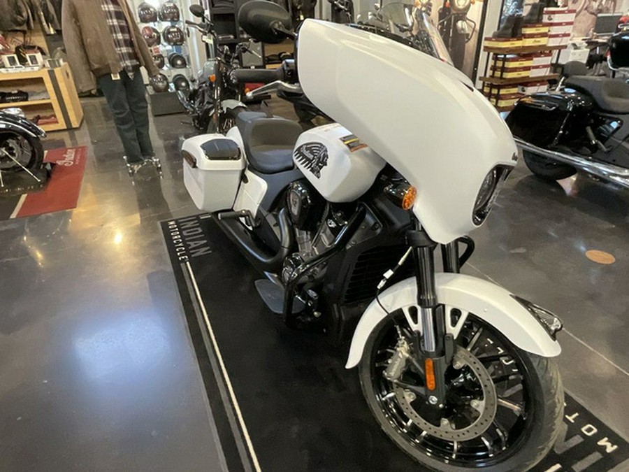 2025 Indian Chieftain PowerPlus Dark Horse w/PowerBand Audio