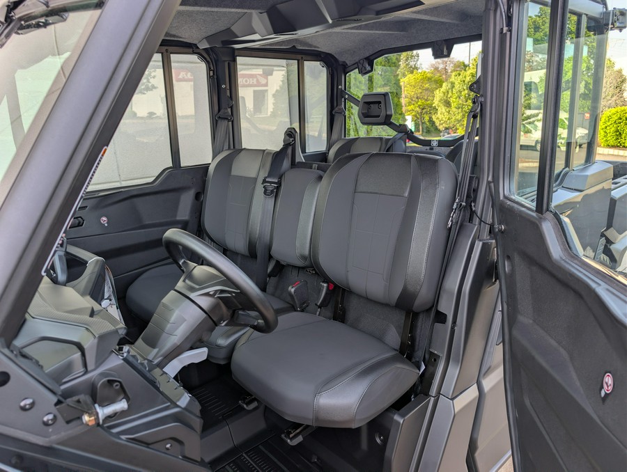 2026 Can-Am DEFENDER MAX XT CAB H11