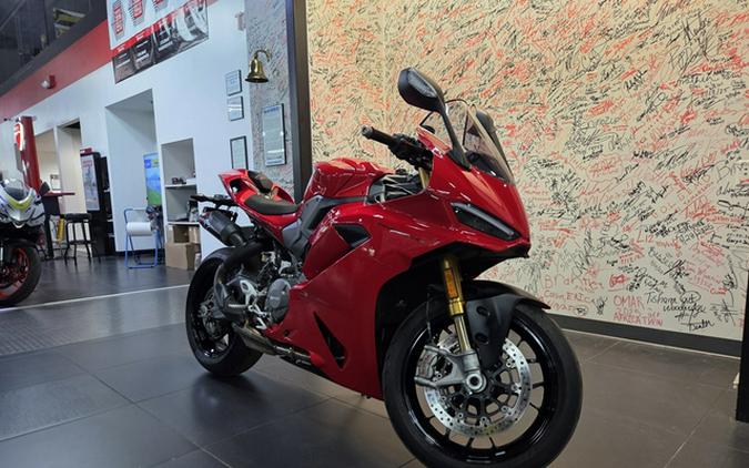 2025 Ducati Panigale V2 S