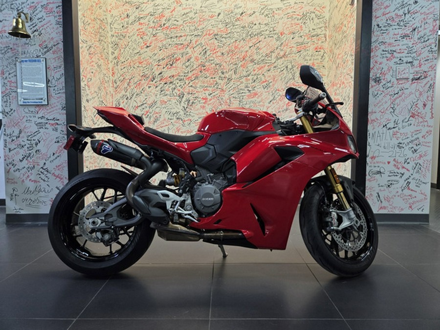 2025 Ducati Panigale V2 S