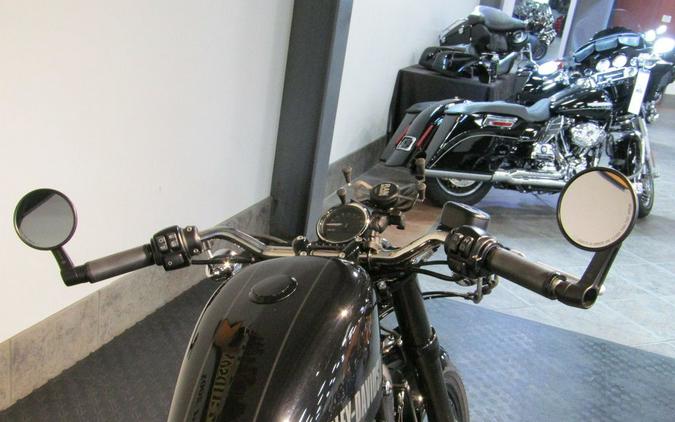 2016 Harley-Davidson® XL1200CX - Roadster™