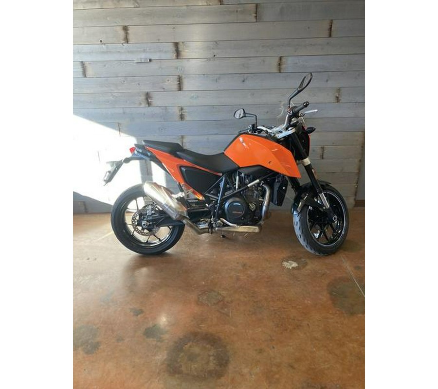 2017 KTM 690 Duke