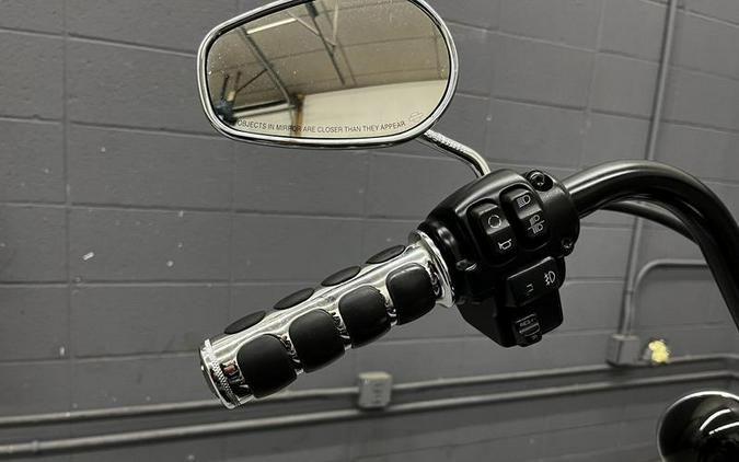 2021 Harley-Davidson® FLHCS - Heritage Classic 114