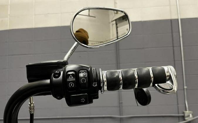 2021 Harley-Davidson® FLHCS - Heritage Classic 114