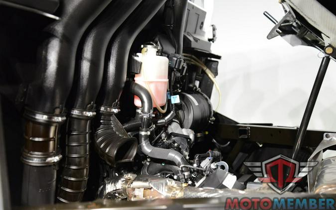 2024 Can-Am Defender MAX X mr with Half Doors HD10