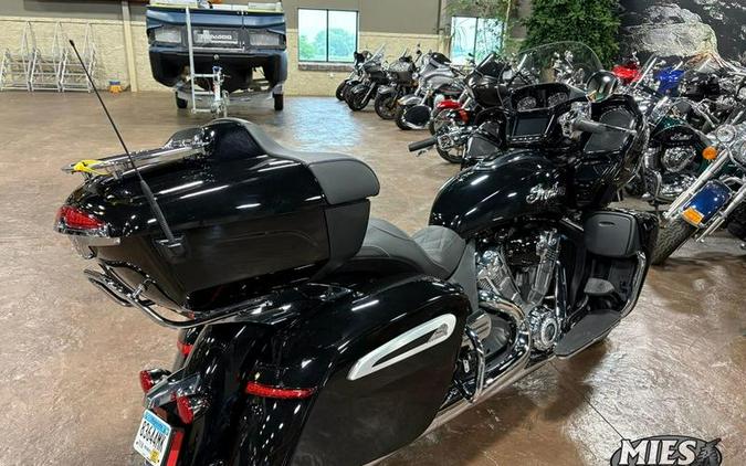 2024 Indian Motorcycle® Pursuit® Limited Black Metallic