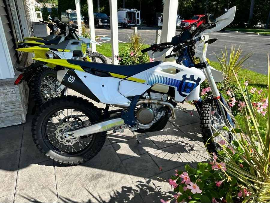 2024 Husqvarna Motorcycles FE 350s