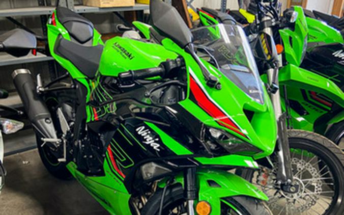 2024 Kawasaki Ninja ZX-6R Review [13 Fast Facts From the Track]