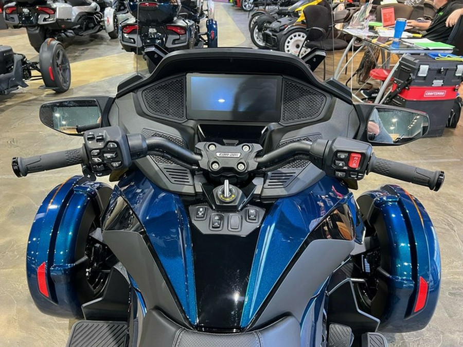 2024 Can-Am Spyder RT Limited Dark Wheels