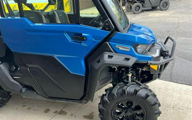 2022 Can-Am Defender 6x6 CAB Limited