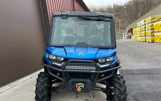 2022 Can-Am Defender 6x6 CAB Limited