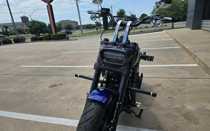 2018 Harley-Davidson® FXFB - Softail® Fat Bob®