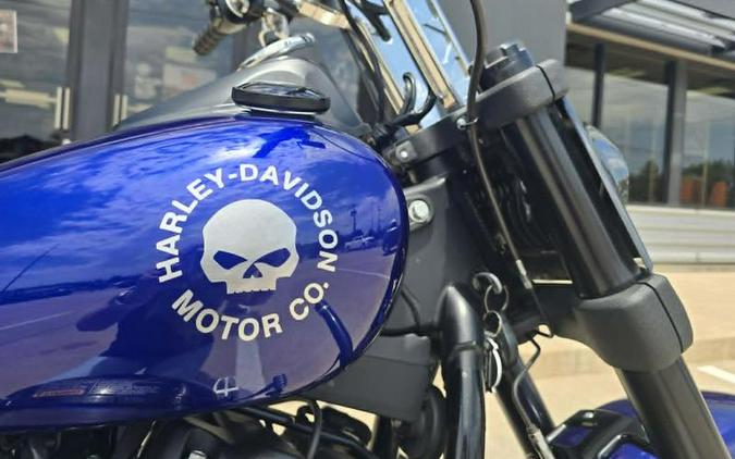 2018 Harley-Davidson® FXFB - Softail® Fat Bob®