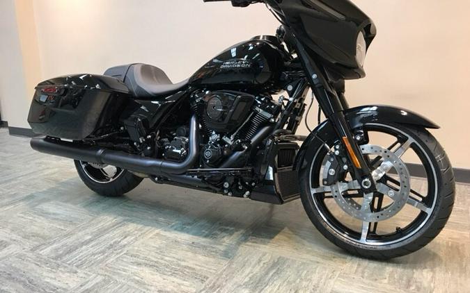 2024 Harley-Davidson Street Glide® Vivid Black - Black Finish FLHX