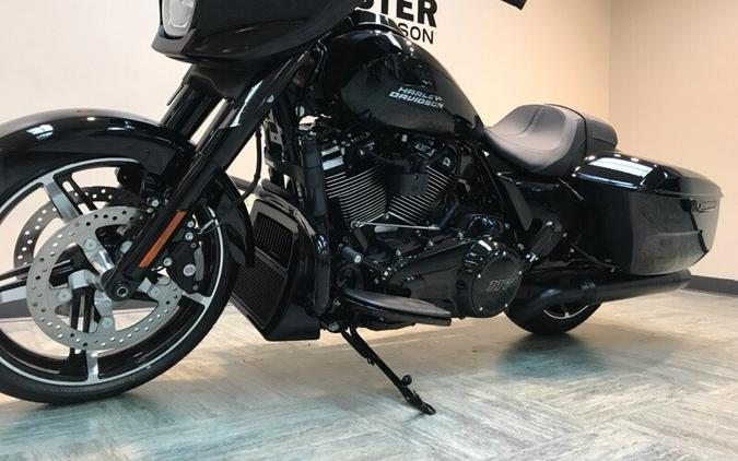 2024 Harley-Davidson Street Glide® Vivid Black - Black Finish FLHX