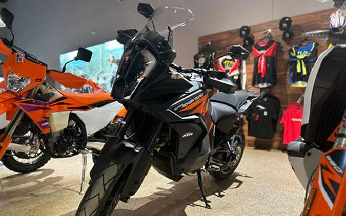 2023 KTM 1290 Super Adventure S