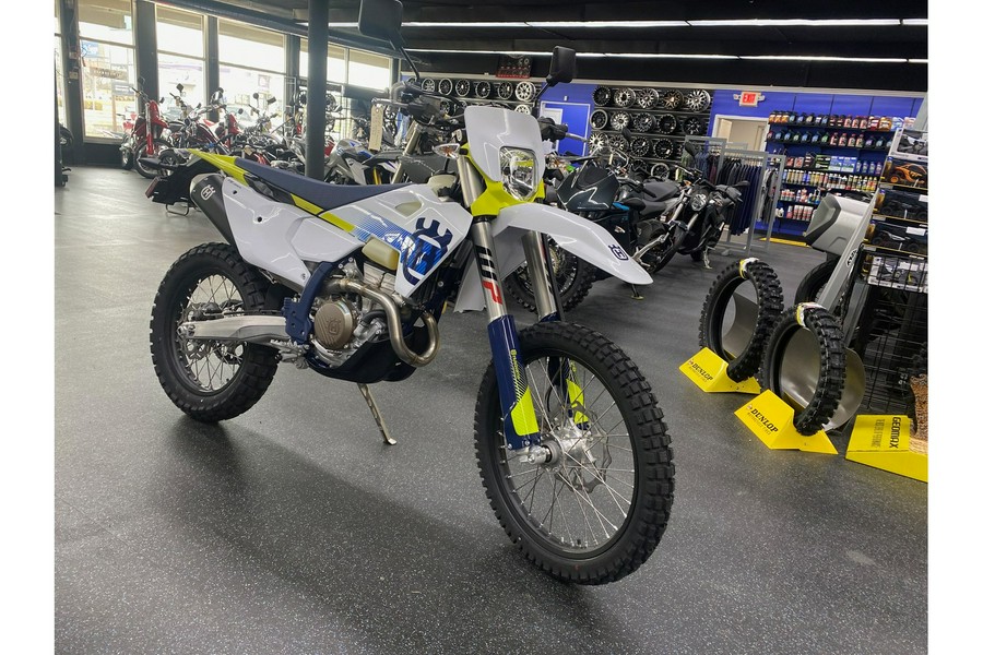 2024 Husqvarna Motorcycles FE 350s