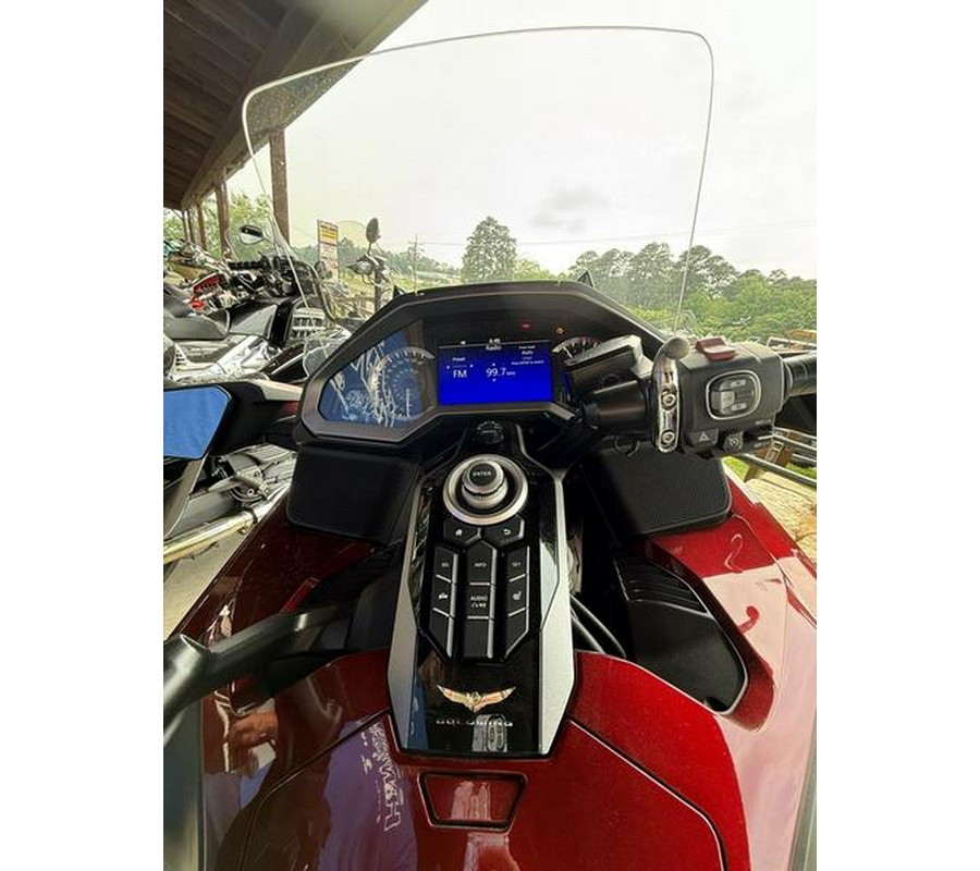2018 Honda® Gold Wing Automatic DCT Candy Ardent Red
