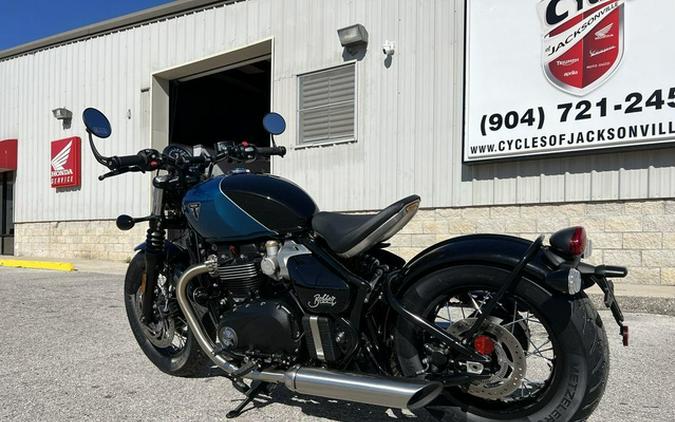 2026 Triumph Bonneville Bobber Interstellar Blue