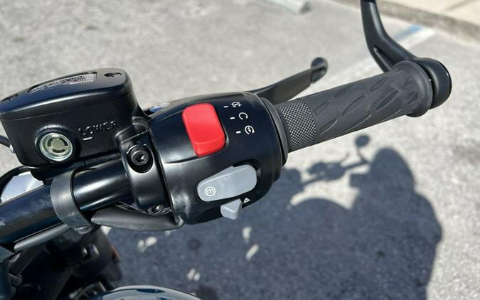 2026 Triumph Bonneville Bobber Interstellar Blue