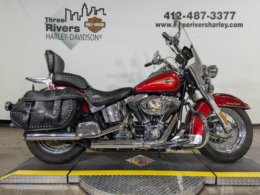 2008 Harley-Davidson Heritage Softail® Classic Crimson Red Sunglo/Candy Red Sunglo