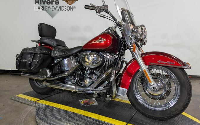 2008 Harley-Davidson Heritage Softail® Classic Crimson Red Sunglo/Candy Red Sunglo