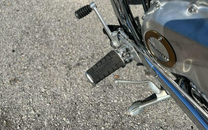 2026 Triumph Bonneville Speedmaster Carnival red