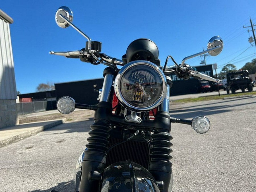 2026 Triumph Bonneville Speedmaster Carnival red