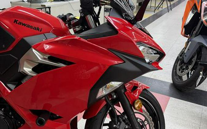 2021 Kawasaki Ninja 400 ABS