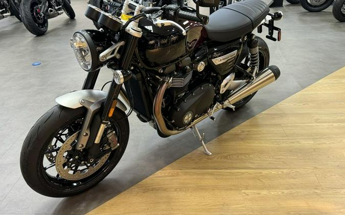 2024 Triumph Speed Twin 1200 Stealth Edition