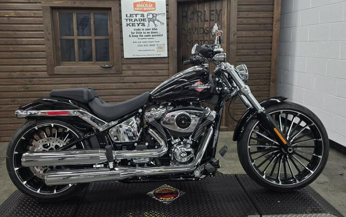 2025 Harley-Davidson® Breakout™ | Muscle-Cruiser Style