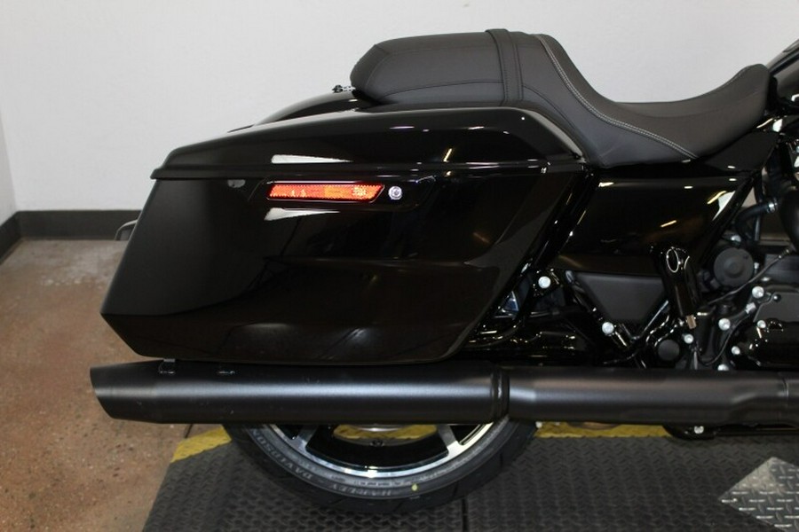 Harley-Davidson Street Glide® 2024 FLHX 84439860 VIVID BLACK