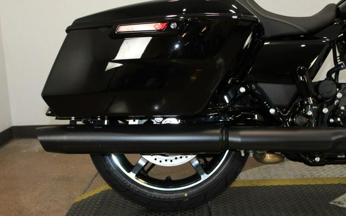 Harley-Davidson Street Glide® 2024 FLHX 84439860 VIVID BLACK
