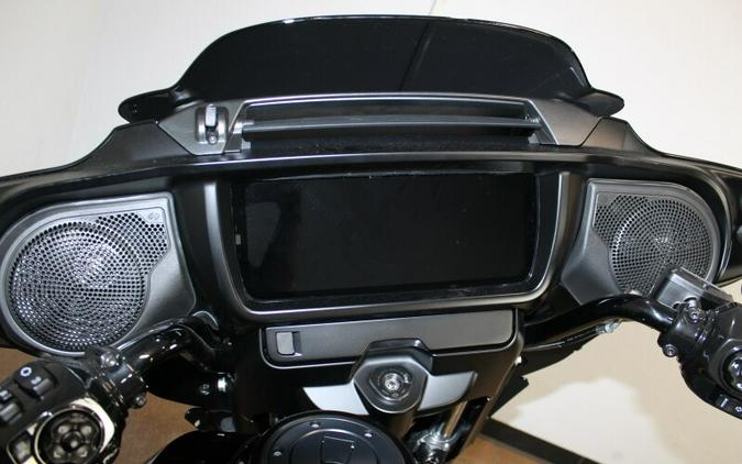 Harley-Davidson Street Glide® 2024 FLHX 84439860 VIVID BLACK