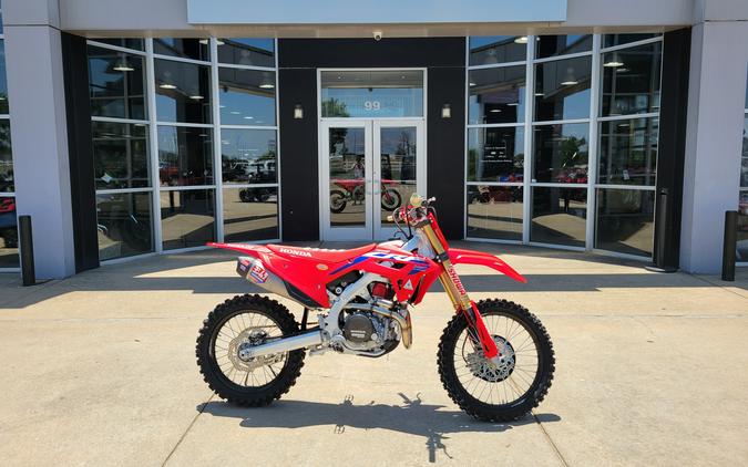 2025 Honda CRF450R Review [First Ride at Ironman Raceway]