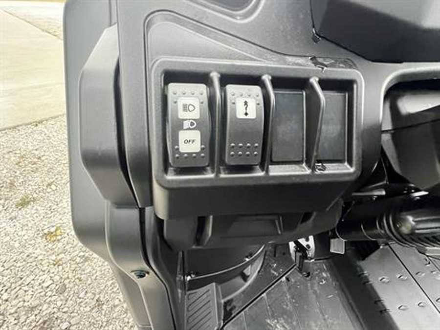 2026 Can-Am Defender XT HD9