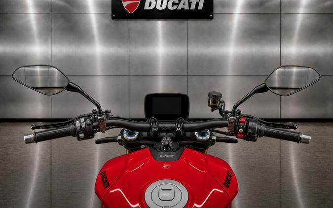 2026 DUCATI STREETFIGHTER V2