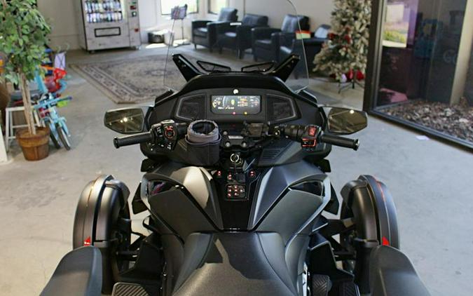 2023 Can-Am® Spyder RT Limited Platine Wheels