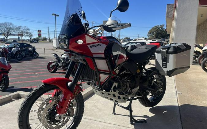 2025 Ducati DesertX Discovery