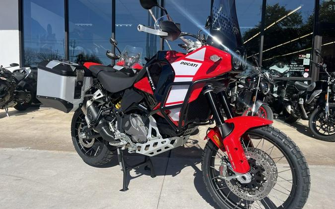 2025 Ducati DesertX Discovery