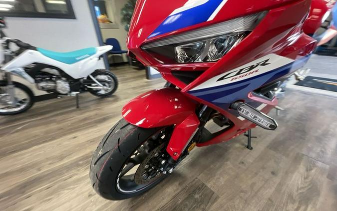 2026 Honda® CBR650R E-Clutch
