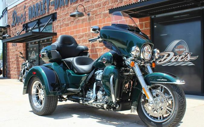 2024 Harley-Davidson® FLHTCUTG - Tri Glide® Ultra